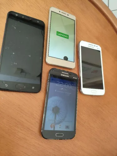 4 celulares usados