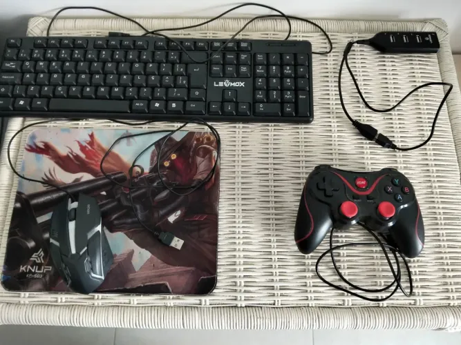 Kit teclado, mouse,mausped e controle gamer