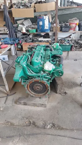Motor KAD 300 volvo penta