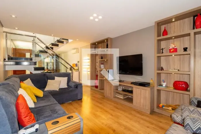Casa à Venda - Vila Invernada, 4 Quartos, 140 m2