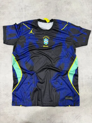 CAMISA BRASIL APENAS 45. GARANTA A SUA