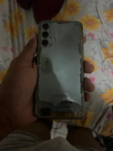 Celular quebrado M34 128gb