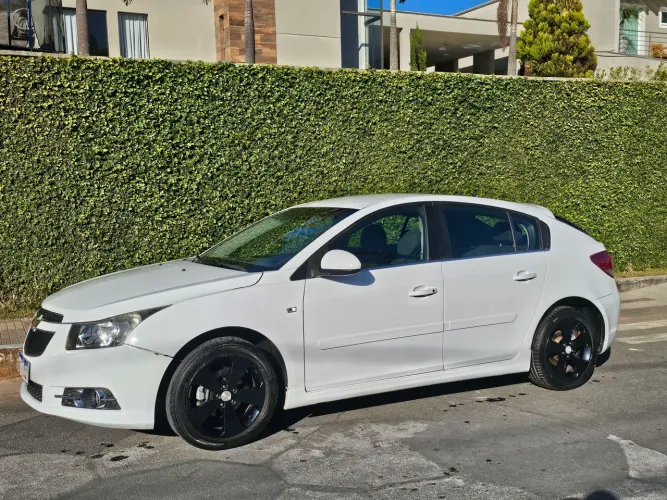 Chevrolet Cruze HB Sport LT 1.8 16V Flexp. 5P MEC 2014