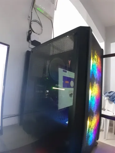 PC GAMER RTX 5060