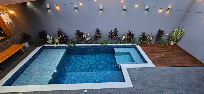 Vendo 22m2 de pastilhas para piscina