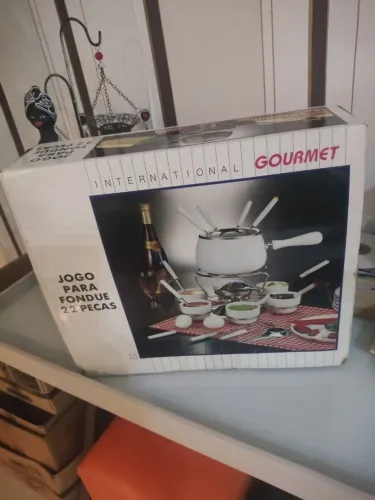 Jogo para fondue com 22 peças
