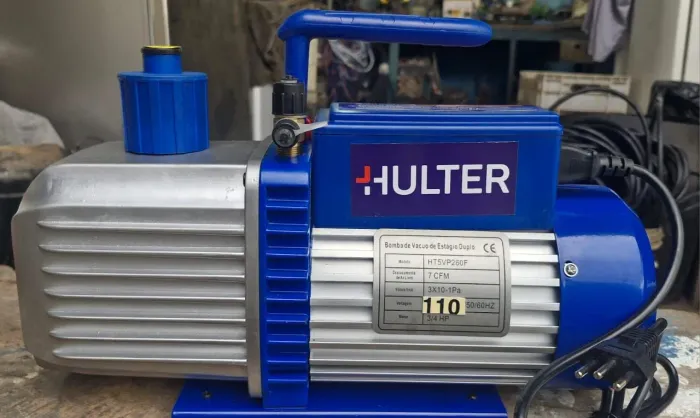 Bomba de Vácuo  Duplo Estágio  7CFM HULTER - HT5VP260F 110V (Sem Uso)
