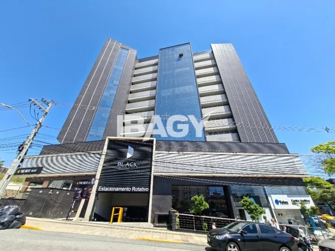 Oportunidade! Salas/Conjuntos em Estreito - Florianópolis