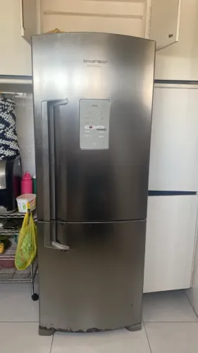 Geladeira Brastemp 490L Frost Free Inverse Inox
