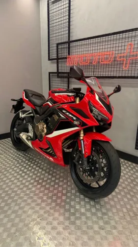 Cbr 650r 2022 impecável 