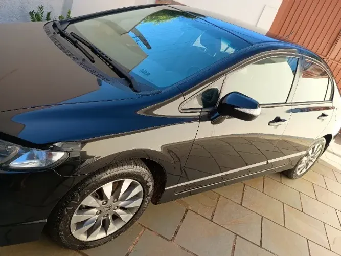 Honda Civic Sed. Lxl/lxl SE 1.8 Flex 16V Mec. 2011