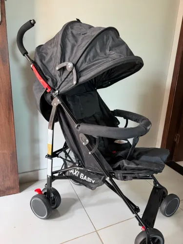 Maxi Baby Carrinho de Bebê Guarda Chuva LINK Até 15kgs (Preto)