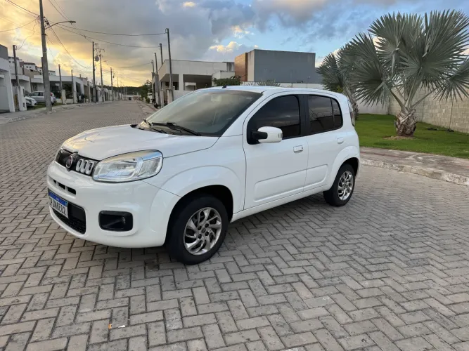 Fiat Uno Evolution 1.4 Fire Flex 8V 5P 2016