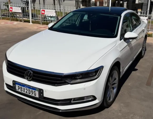 Volkswagen Passat Highline 2.0 TSI 220cv Tip. 2019