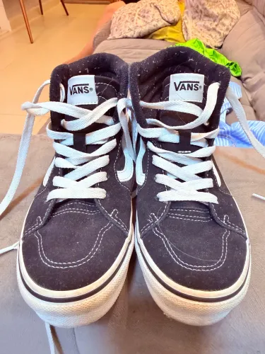 Tênis Vans Original Infantil tamanho 29 BR Cano Alto Sk8-Hi Mid Skate