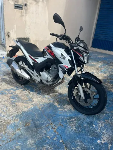 CB Twister 250, ano 2019 super conservada
