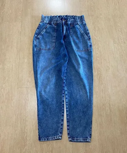 Calça jeans, fem. Modelo: Mom