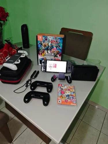 Nintendo Switch OLED KIT COMPLETO