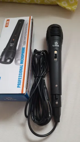 Microfone novo com fio de 2m