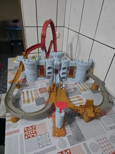 Pista Mario kart castelo do bowser em perfeito estado