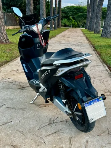 Moto elétrica pouco uso