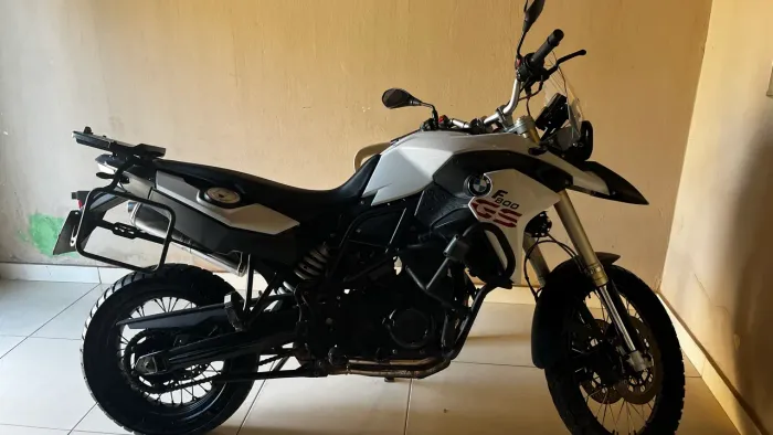 BMW F800 - Excelente oportunidade