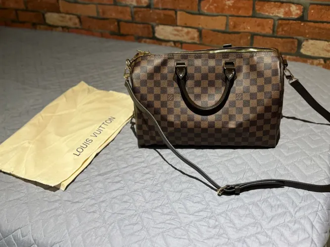 Bolsa LV em couro