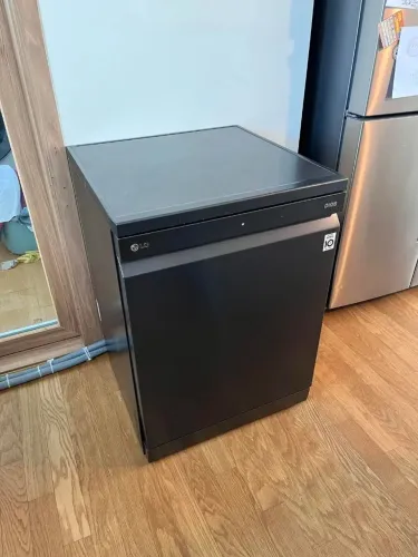 lava-louças LG Dios Steam com capacidade para 12 serviços. Esterilização a vapor