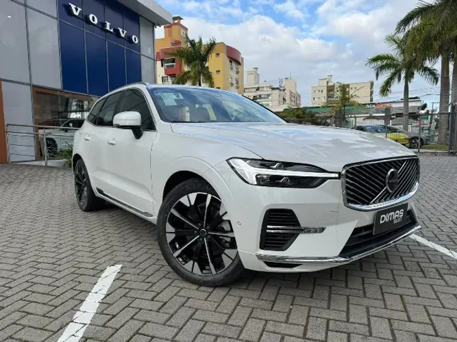 Volvo XC-60 T-8 Ultra 2.0 AWD (híbrido) 2026