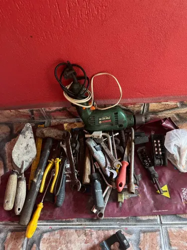 Ferramentas e furadeira