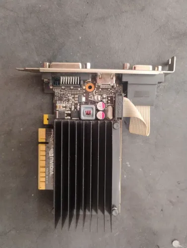 Placa de Vídeo GForce GT-720