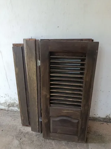 Vende-se janela duas folhas