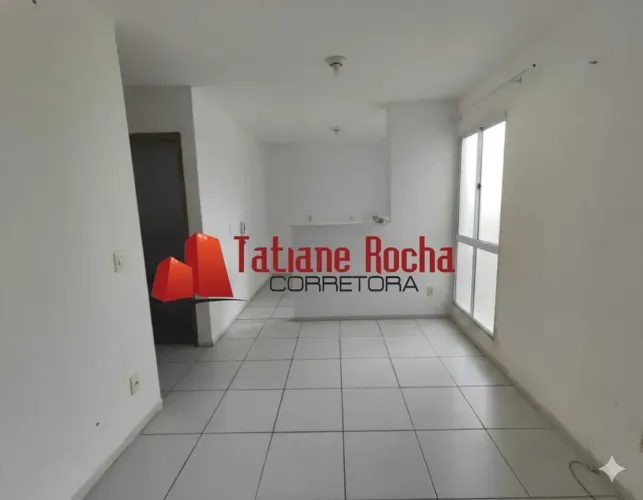 Vendo excelente apartamento no Condomínio Plaza Fraga Maia.