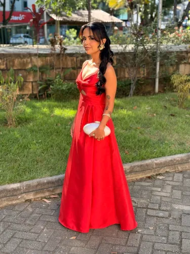 Vestido vermelho de festa longo