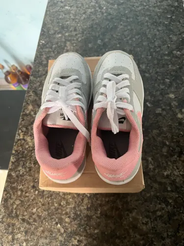 Sapatos infantil número 34