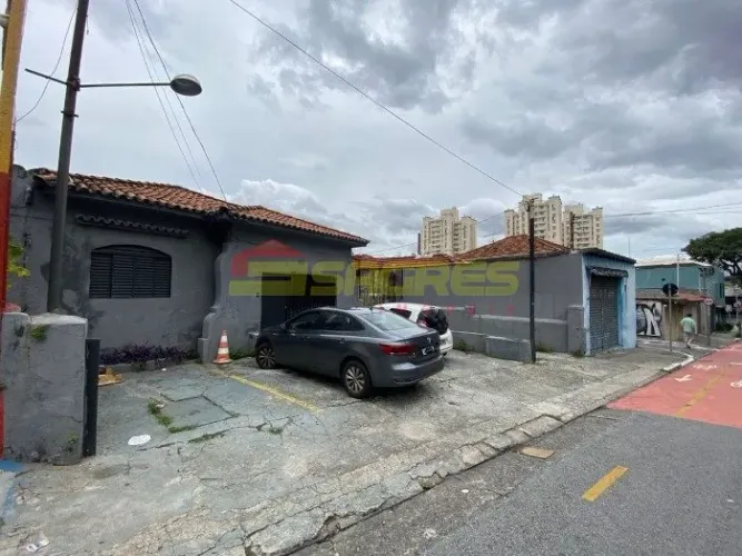 Terreno/Casa 1.120 m² na Vila Guilherme por: R$5.300.000,00 venda ou R$ R$ 3.500,00 locaçã