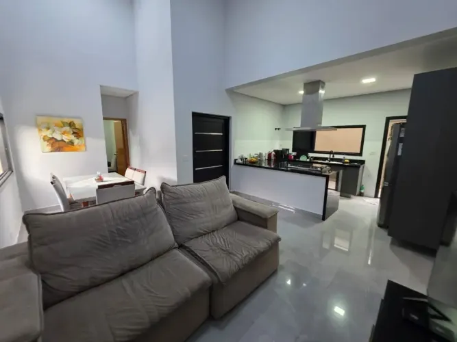 Casa à Venda em Condomínio Fechado 3 Dormitórios (Suíte Máster + Suíte Americana)Jardim d