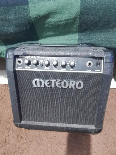 Amplificador Meteoro MG - 15