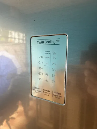 Geladeira Samsung Twin Inox (Inverter) - Para Conserto ou Retirada de Peças