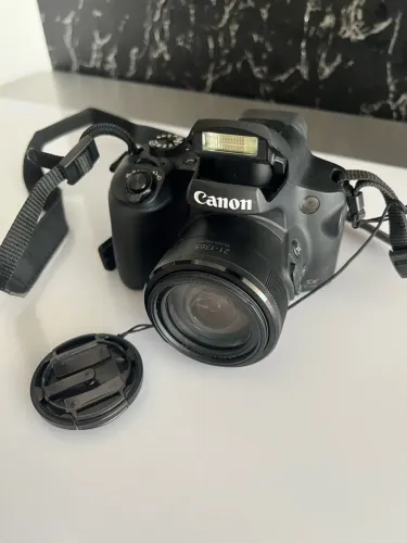 Câmera Canon PowerShot SX70HS