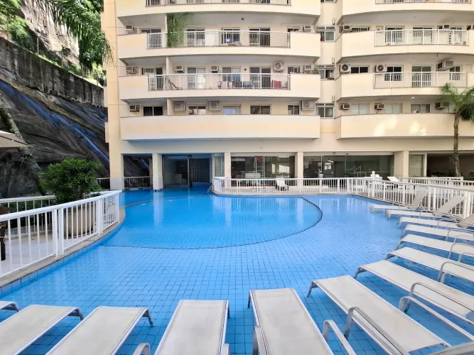 Apartamento à venda na Rua Bento Lisboa, Catete, Rio de Janeiro - RJ