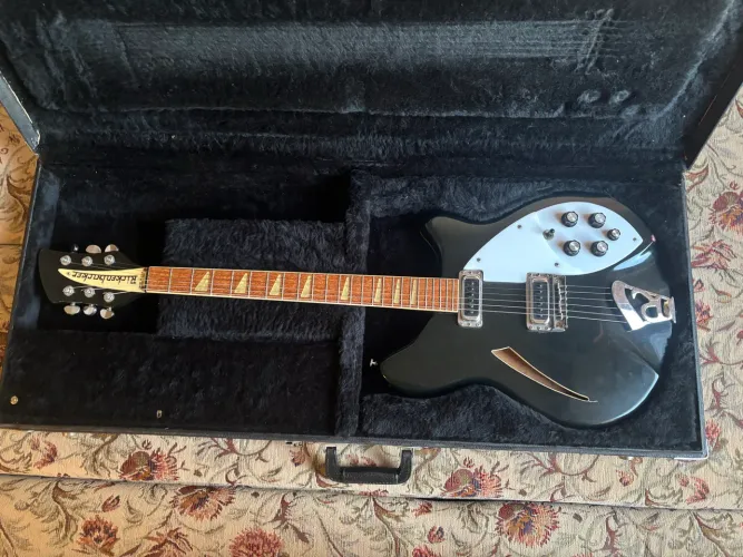 Rickenbacker 360 Jetglo 1985