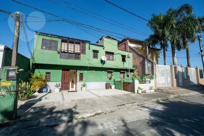 Casa com 12 dormitórios à venda, 375 m² por R$ 3.000.000,00 - Piratininga - Niterói/RJ