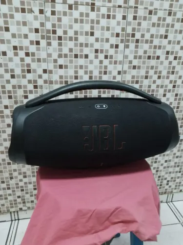 JBL bombox 3