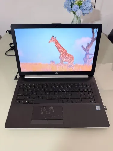Notebook HP 15-da0008ca HD 15,6" touchscreen