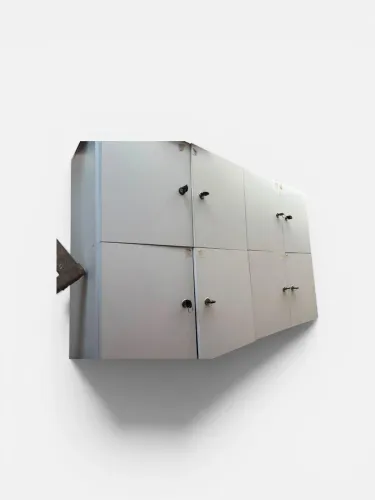 Escaninho em MDF branco 8 portas com chaves