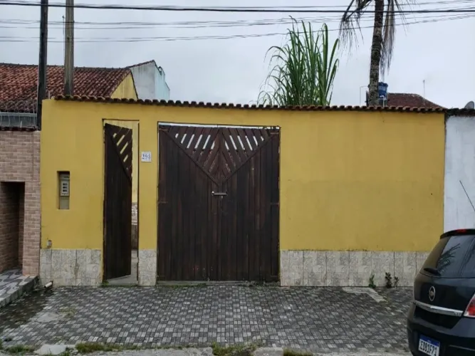 Casa em RUA JOSE MUNHOZ BONILHA - Balneário Flórida Mirim - Mongaguá/SP