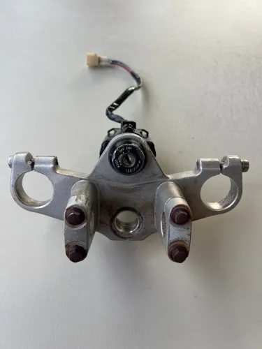 Mesa Superior Yamaha Fazer 250 04/08 Original 