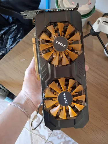 Placa de video gtx750 não funciona mais