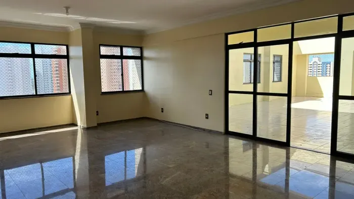 Cobertura plana com 3 suites em Aldeota - Fortaleza - CE